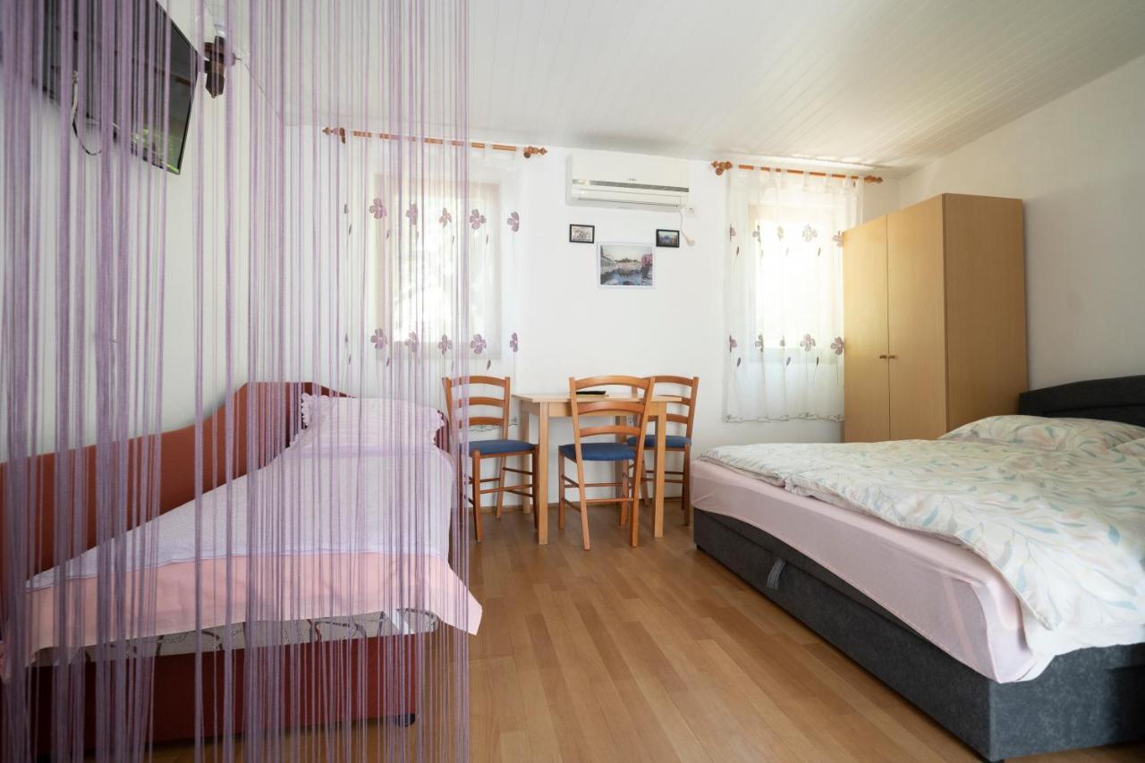 Studio Apartman Ema Gornji Karin Dış mekan fotoğraf
